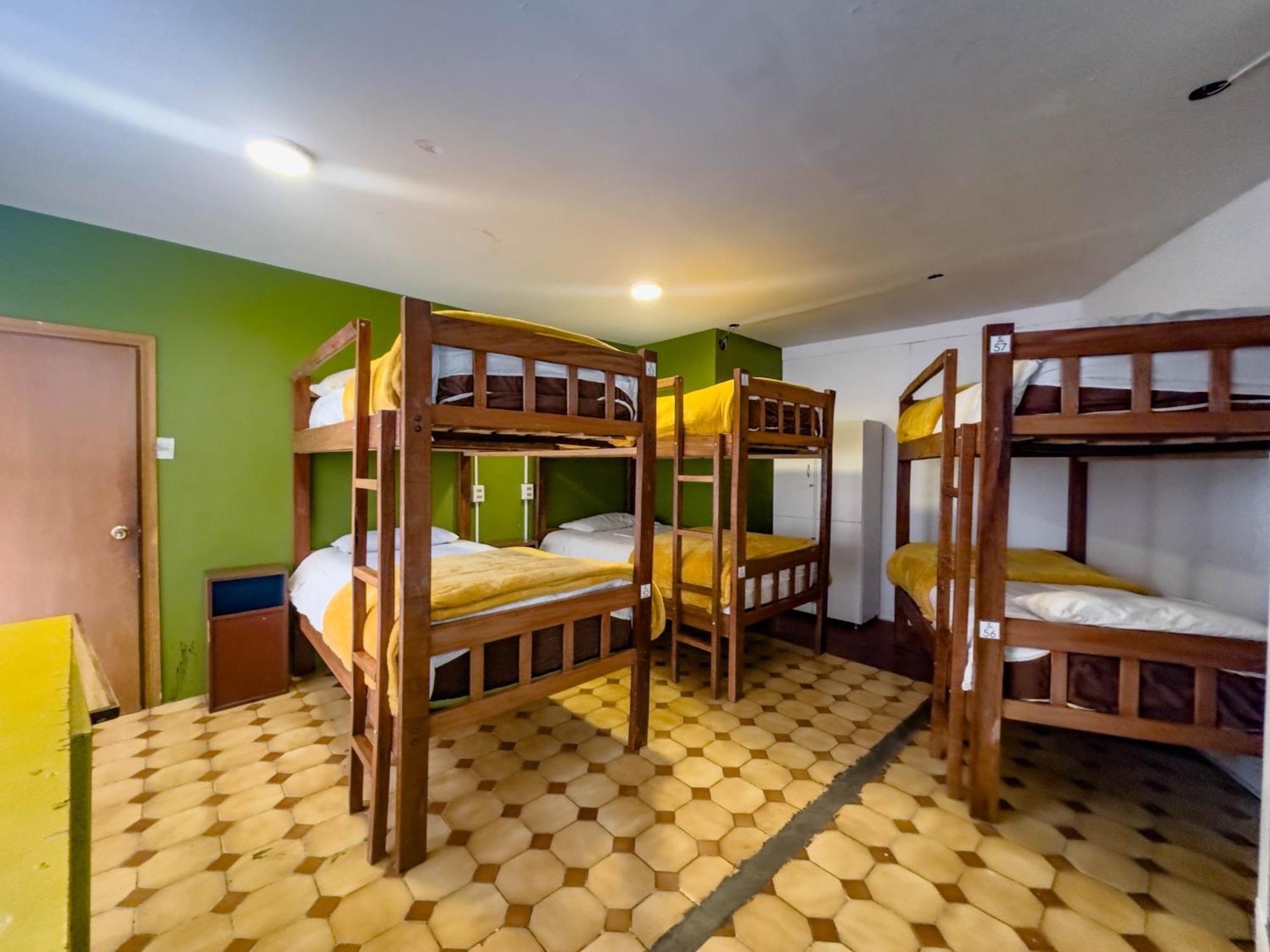 Lobo Hostel Ла-Пас Экстерьер фото