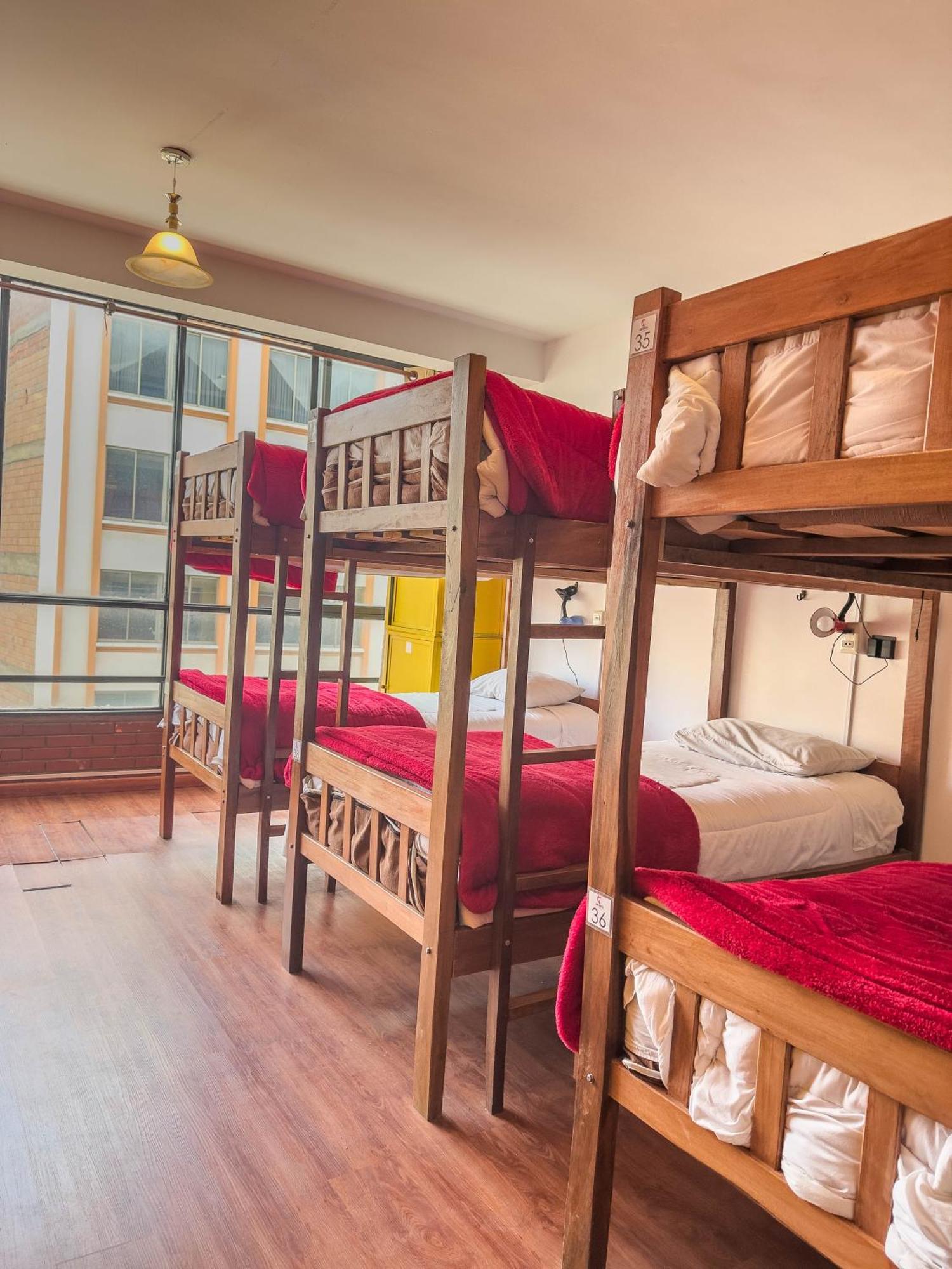 Lobo Hostel Ла-Пас Экстерьер фото